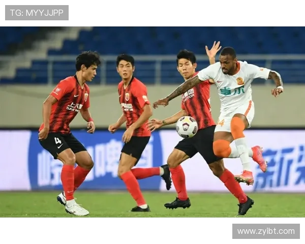 杭州足球队在全国锦标赛积分榜上以73分稳居第一名，争冠形势喜人